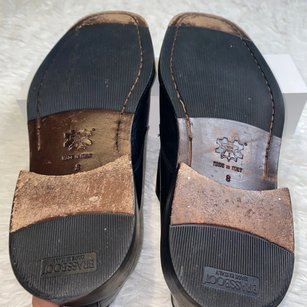 Brass Boot Leather Made in Italy Box toe buckle loafers